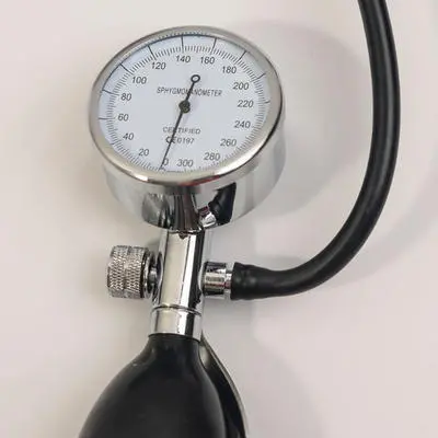 الاقتصاد المنزلي اللاسائلي Tpye Palm Sphygmomaometer المزود 